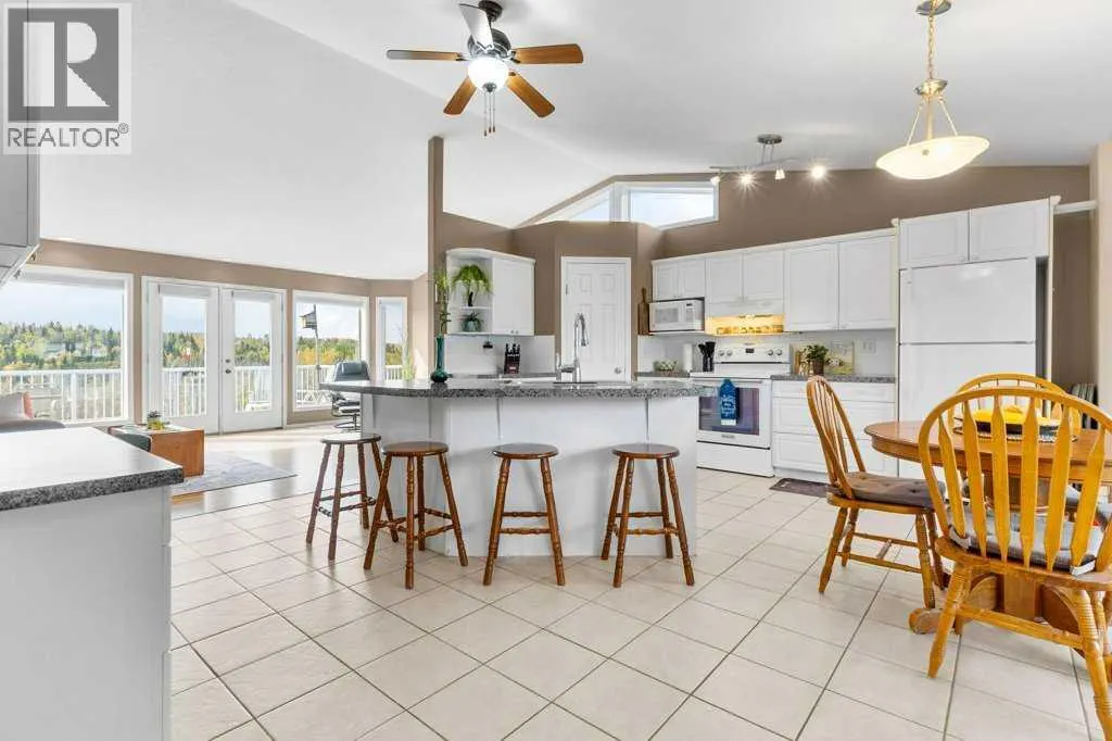114 Cremona Heights