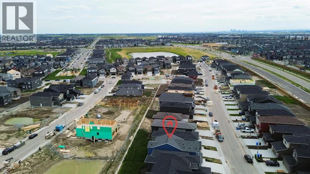 374 Corner Glen Way NE