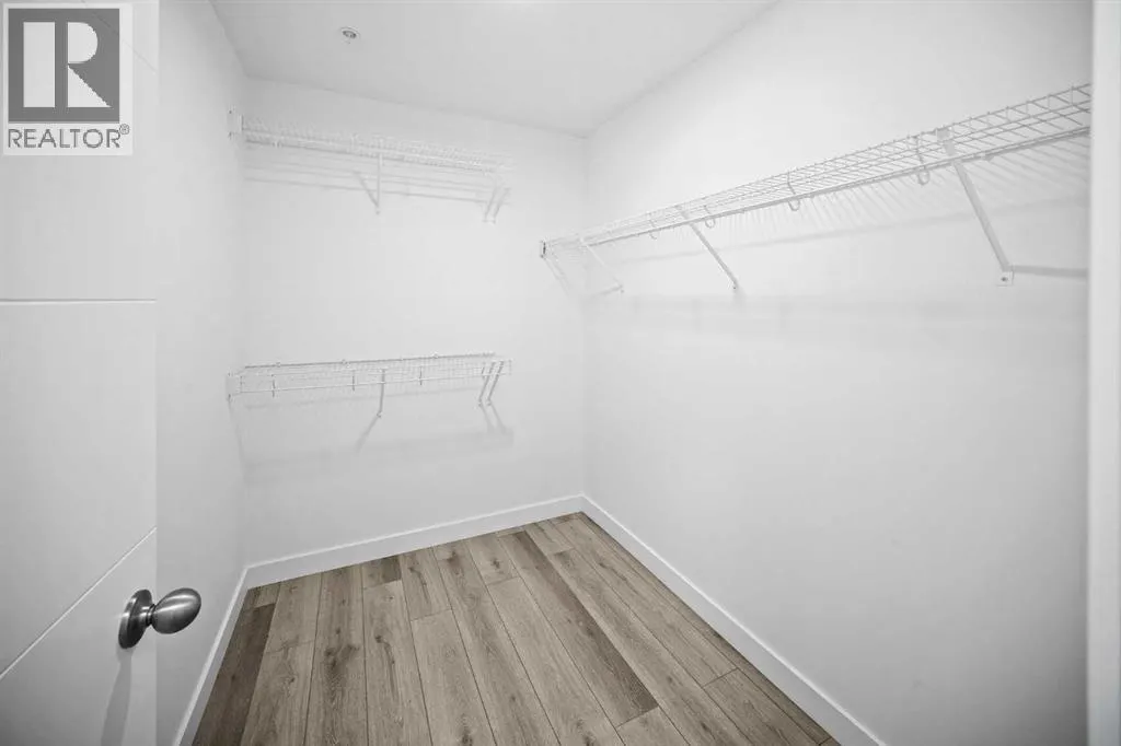 403, 205 Spring Creek Common SW