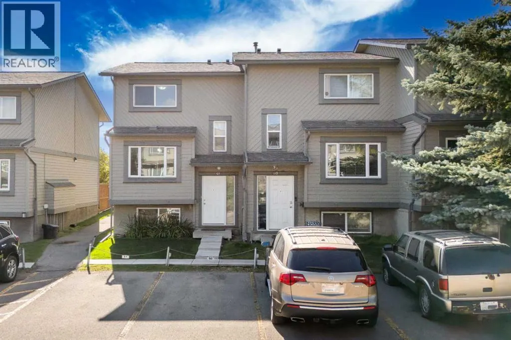 61, 12 Templewood Drive NE