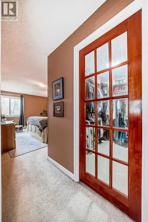1210, 60 Glamis Drive SW