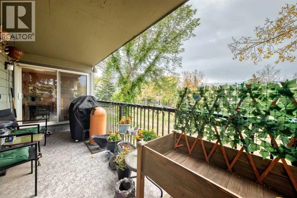 1210, 60 Glamis Drive SW