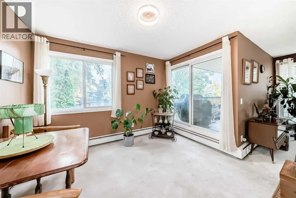 1210, 60 Glamis Drive SW