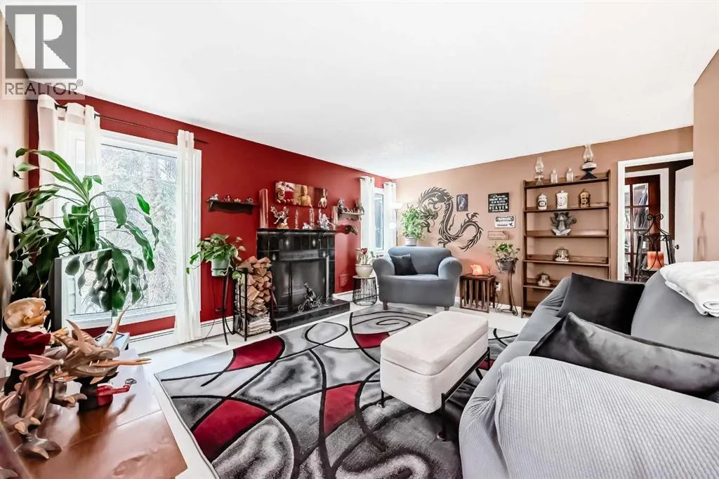 1210, 60 Glamis Drive SW