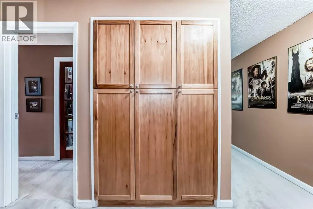 1210, 60 Glamis Drive SW