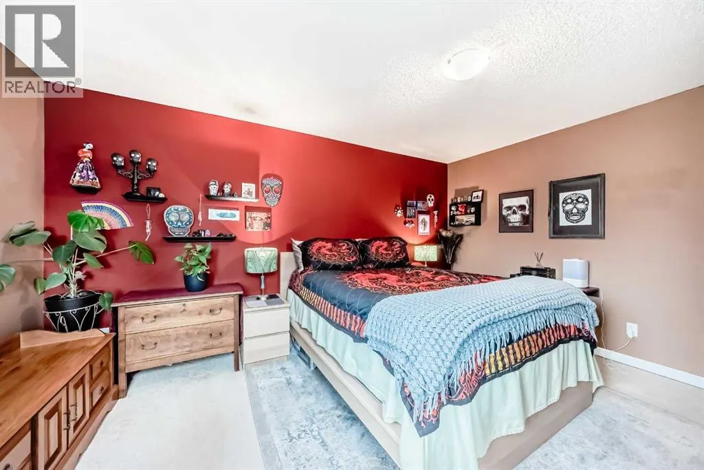 1210, 60 Glamis Drive SW
