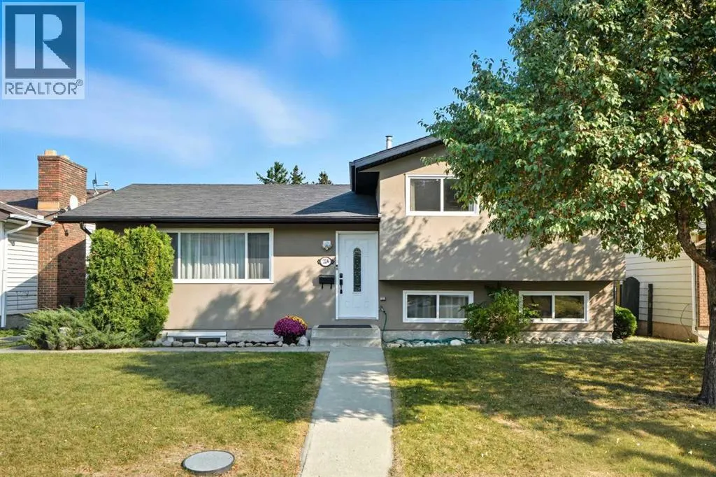 224 Whitestone Crescent NE