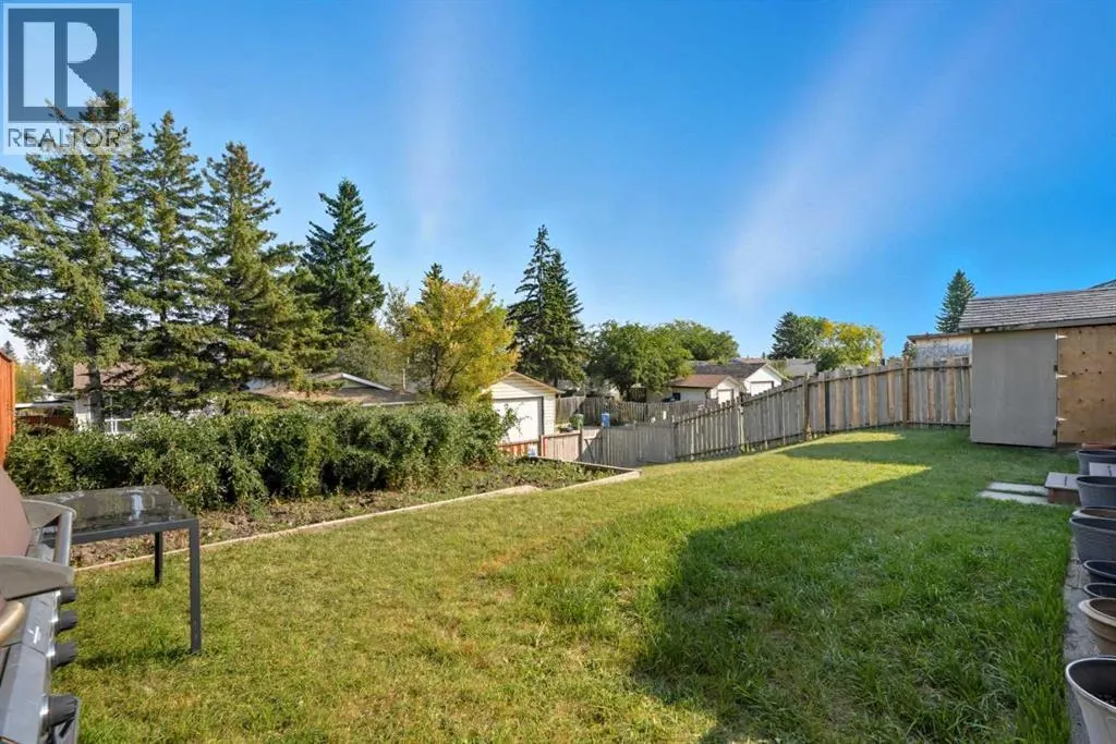 224 Whitestone Crescent NE
