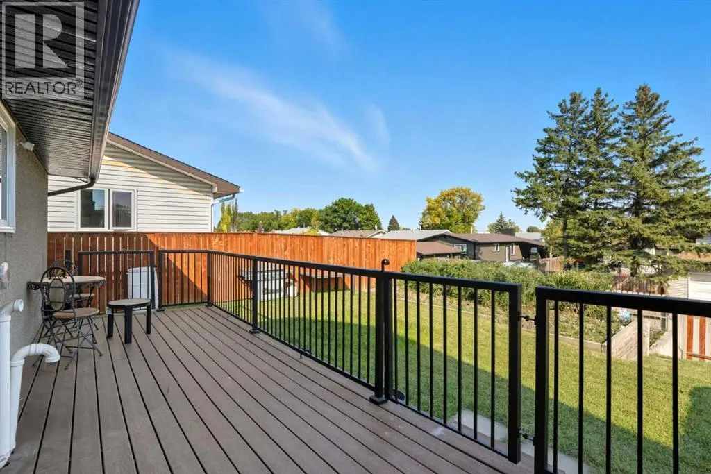 224 Whitestone Crescent NE