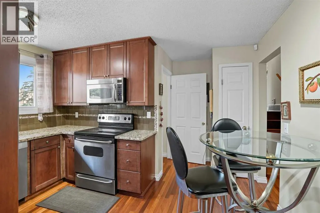 224 Whitestone Crescent NE