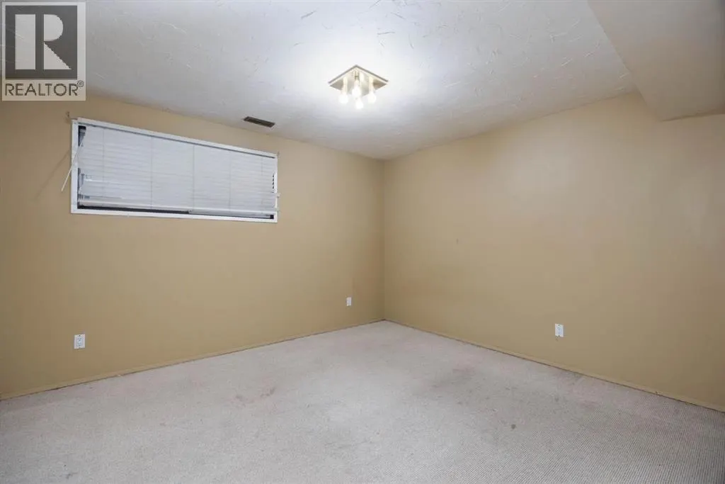 225 Cardinal Drive