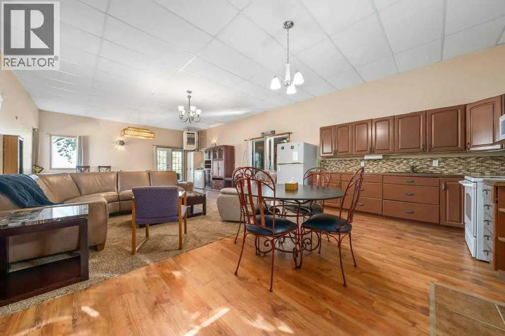 12323 Range Road 74