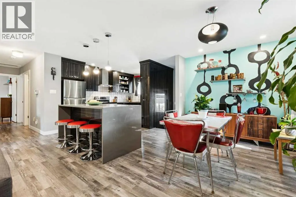 224 CEDARBRAE Crescent SW
