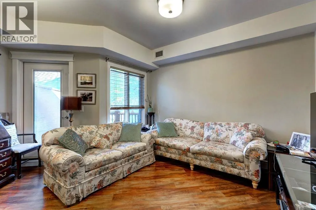 415, 808 Spring Creek Drive