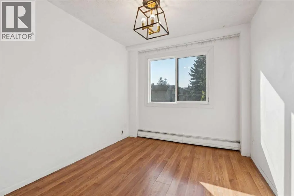 330, 315 Heritage Drive SE