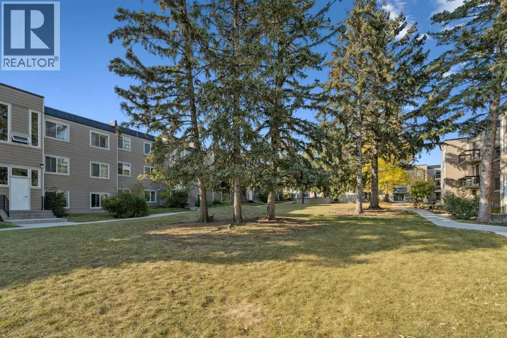 330, 315 Heritage Drive SE