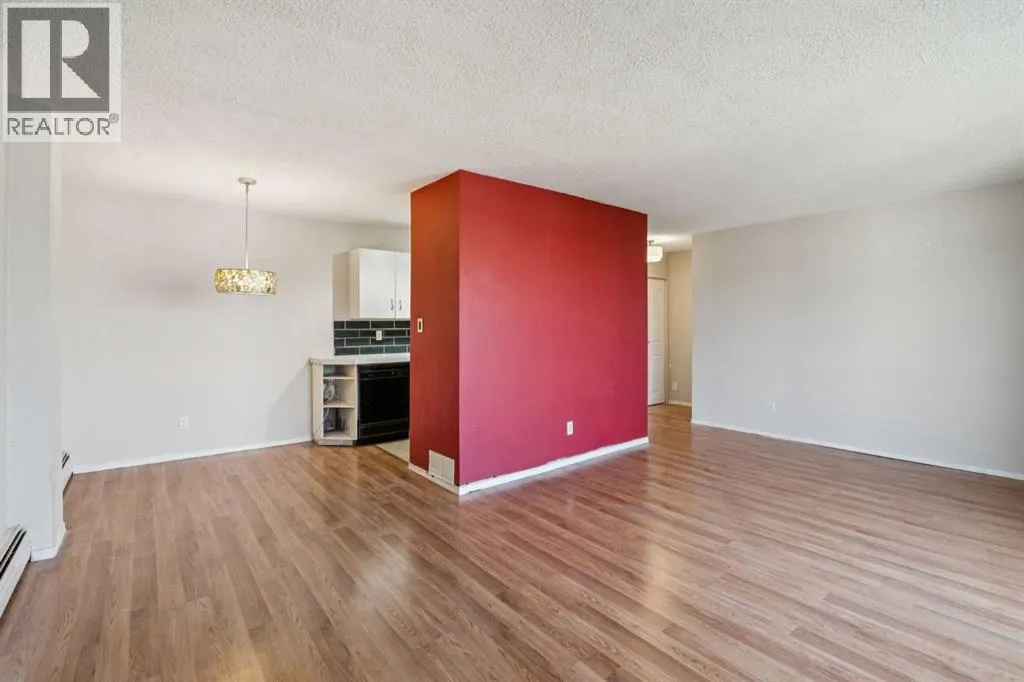 330, 315 Heritage Drive SE