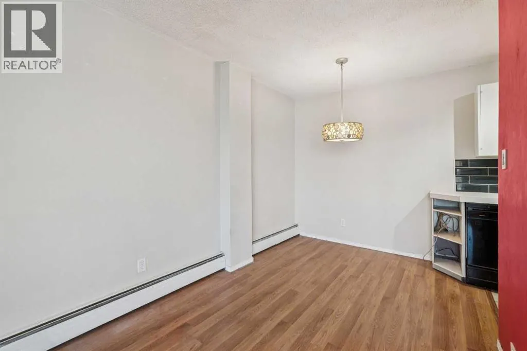330, 315 Heritage Drive SE