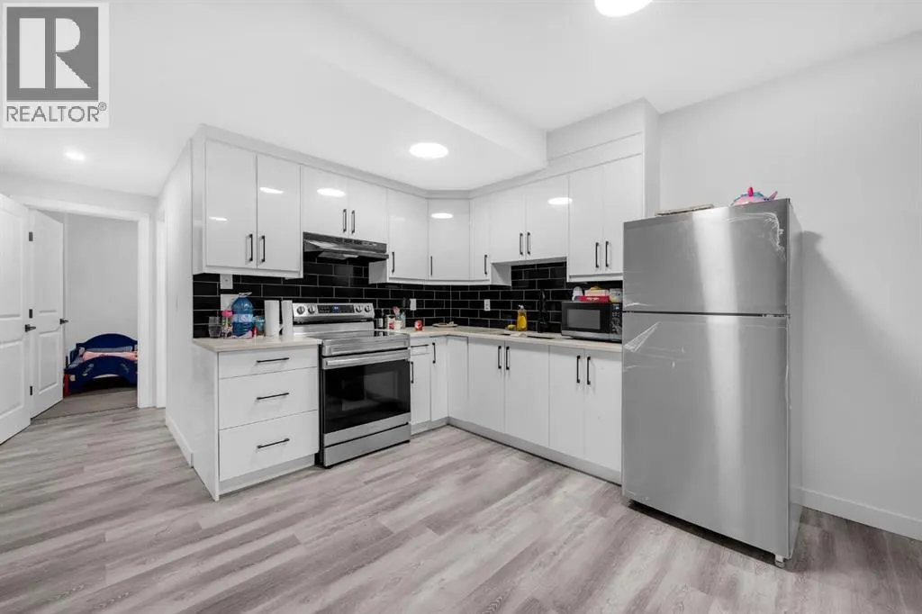 34 Sage Hill Lane NW