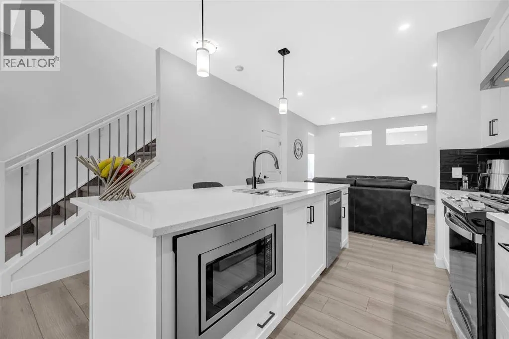 34 Sage Hill Lane NW
