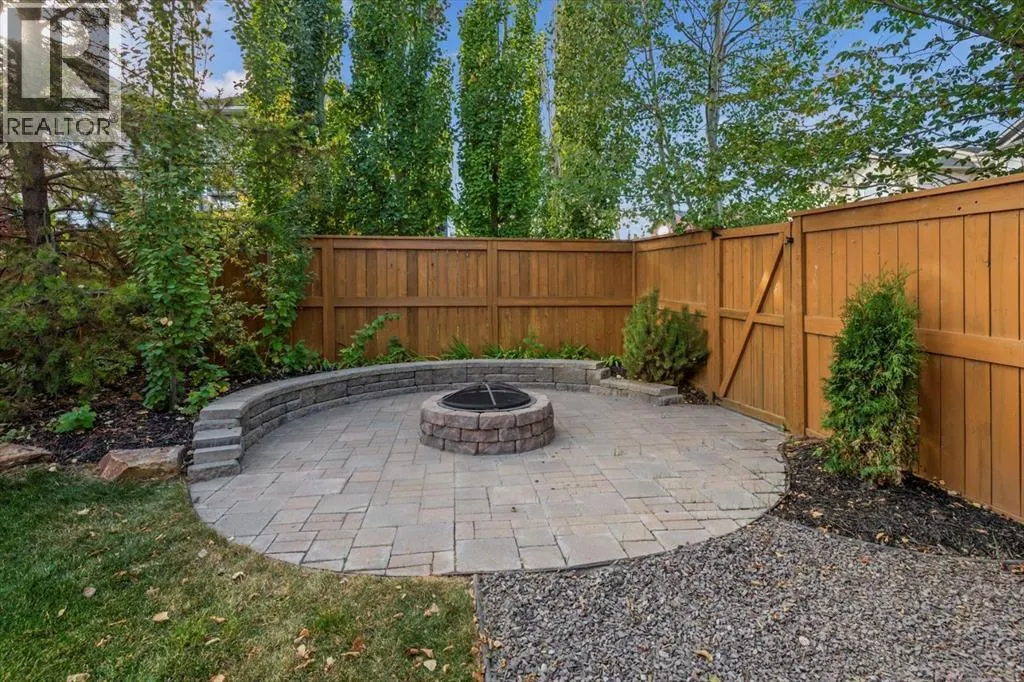 133 Sage Valley Close NW