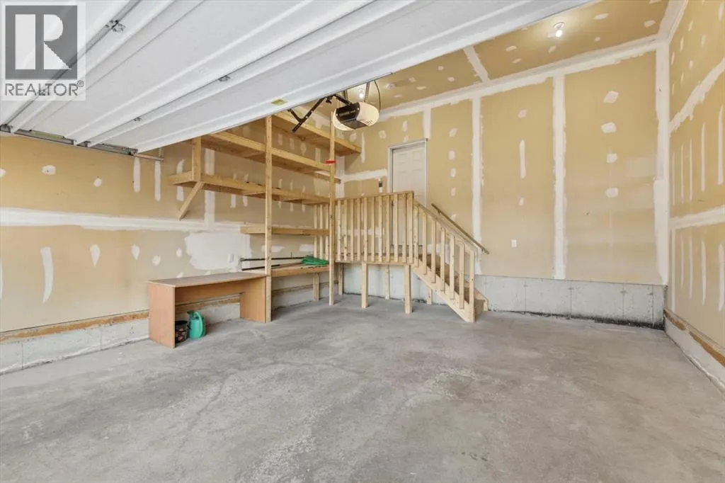 133 Sage Valley Close NW