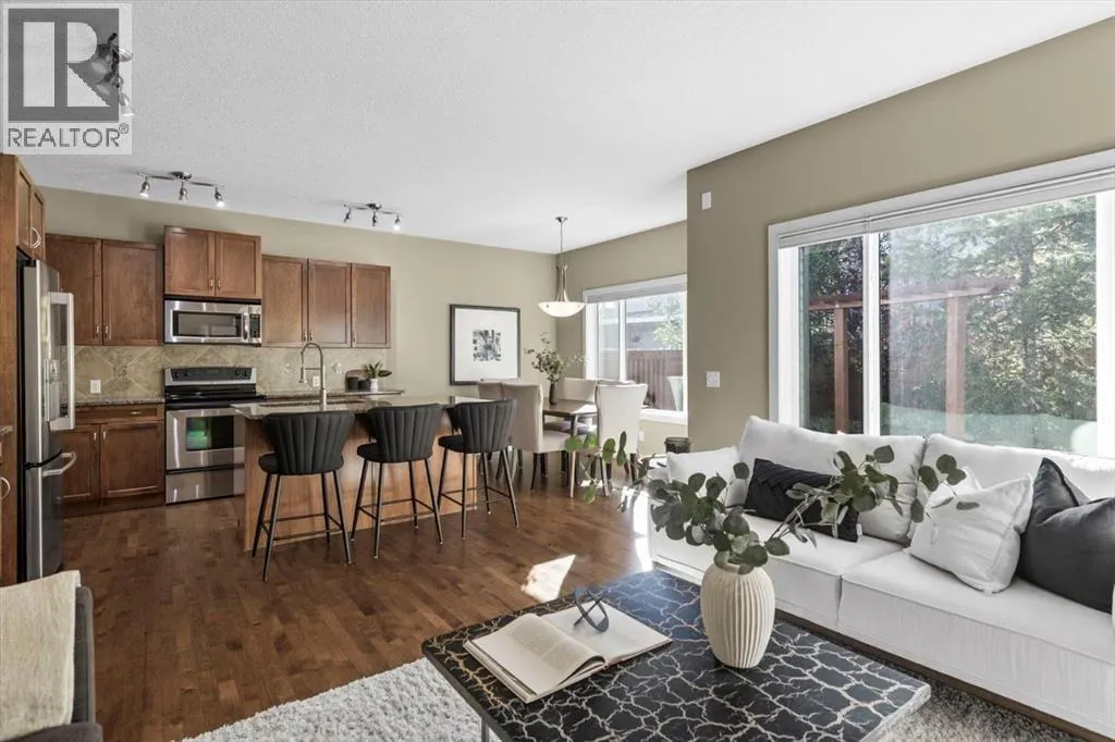 133 Sage Valley Close NW