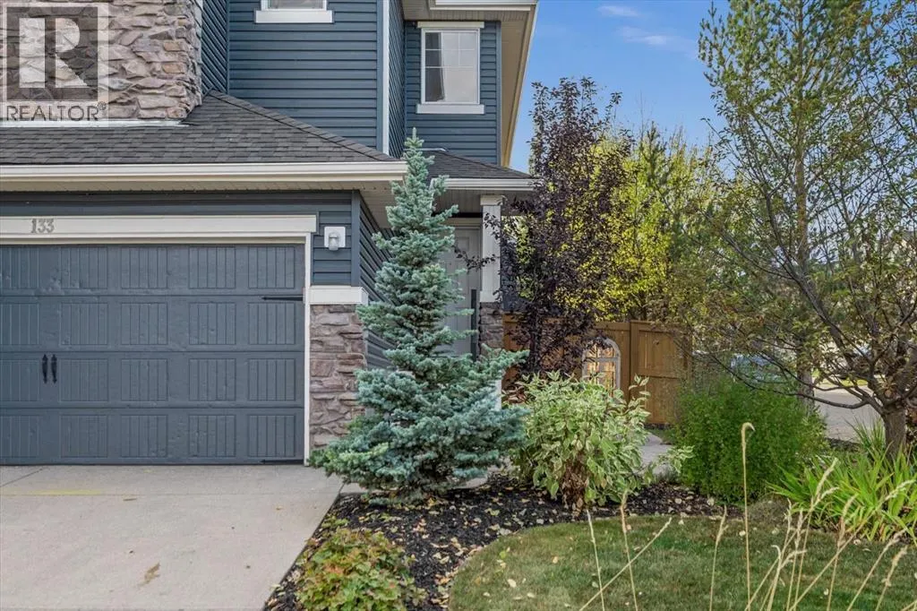 133 Sage Valley Close NW