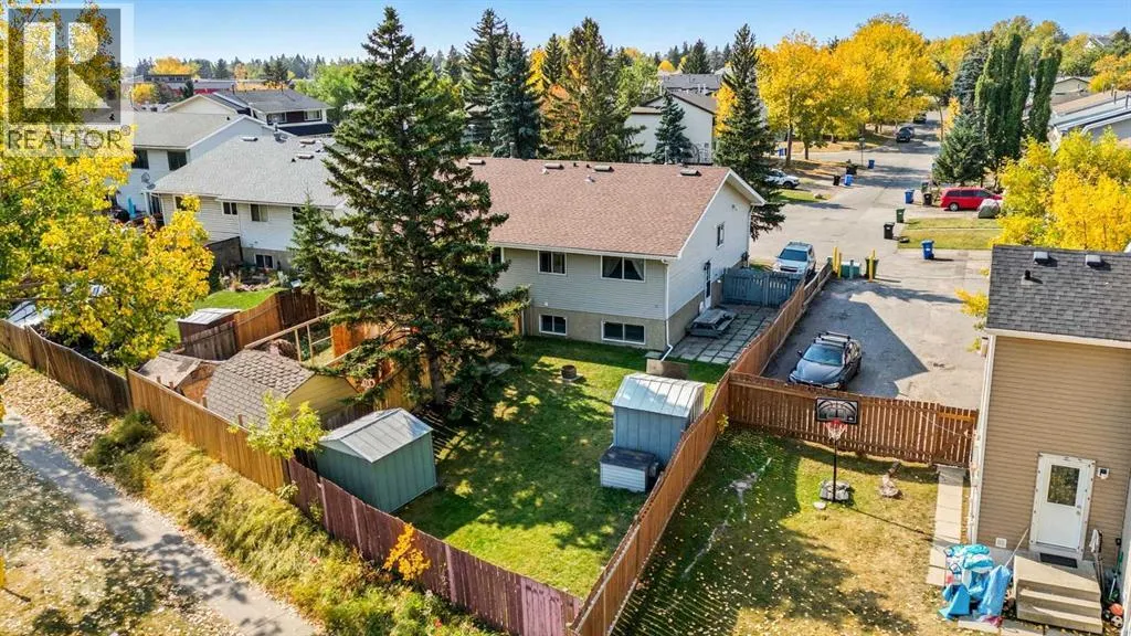 232 Radley Place SE