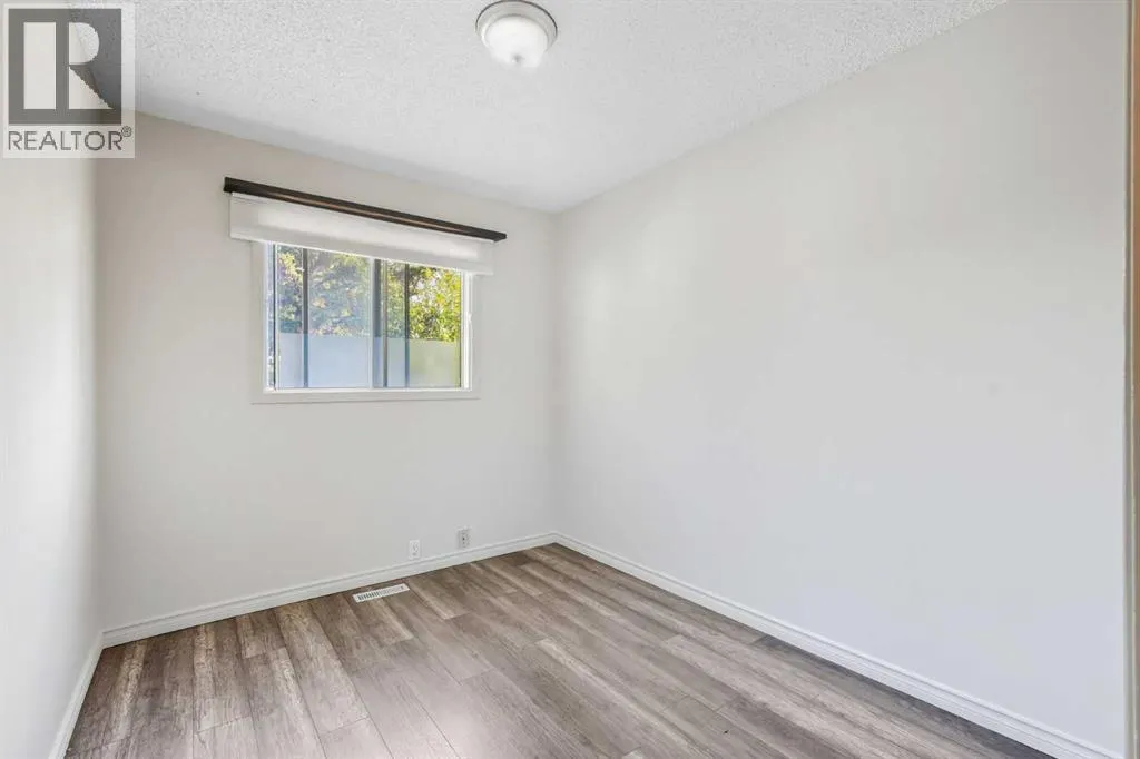 232 Radley Place SE