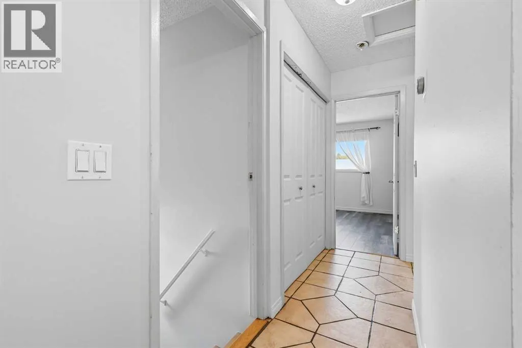 232 Radley Place SE