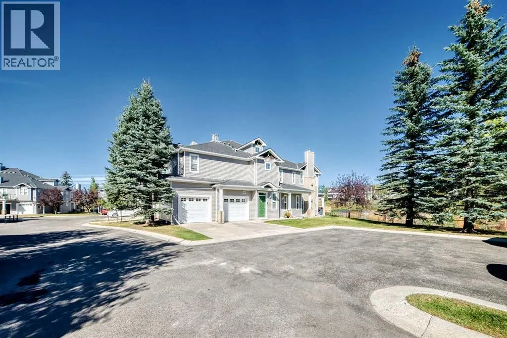 704, 39 Hidden Creek Place NW