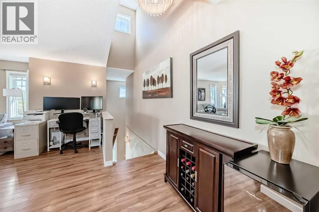 704, 39 Hidden Creek Place NW