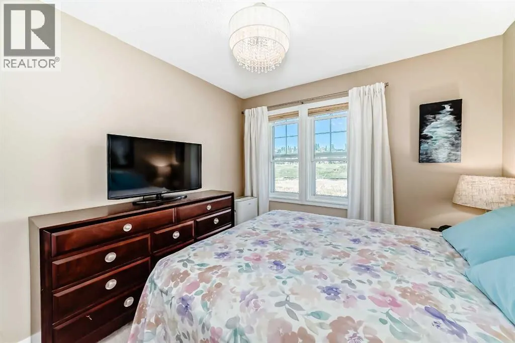 704, 39 Hidden Creek Place NW