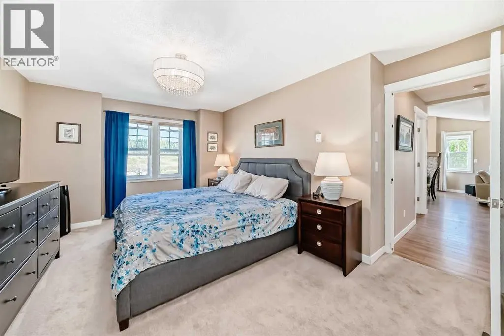 704, 39 Hidden Creek Place NW