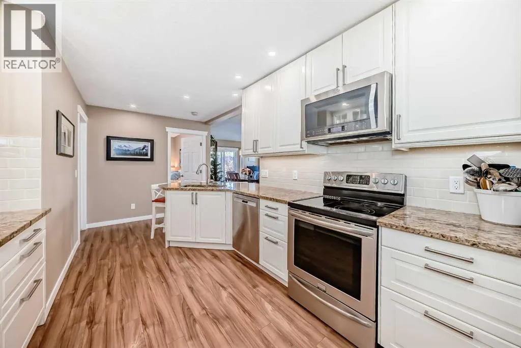 704, 39 Hidden Creek Place NW