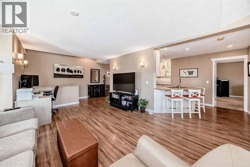 704, 39 Hidden Creek Place NW
