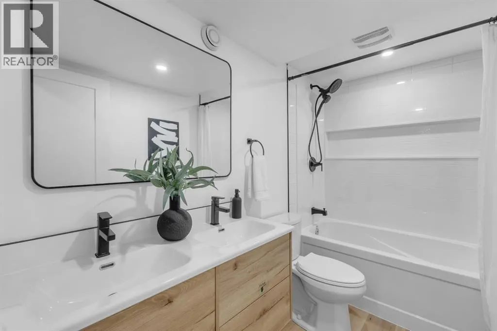 208 Cedarille Green SW