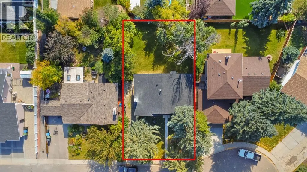 208 Cedarille Green SW