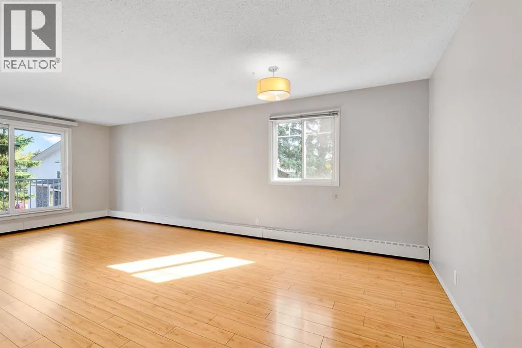 407D, 5601 Dalton Drive NW
