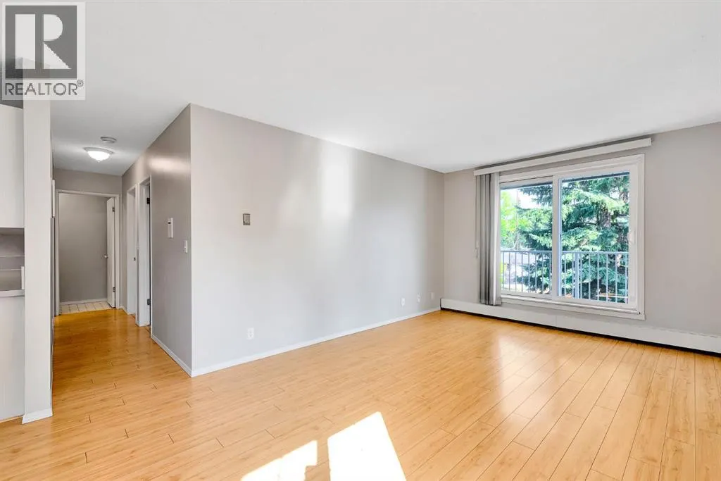 407D, 5601 Dalton Drive NW
