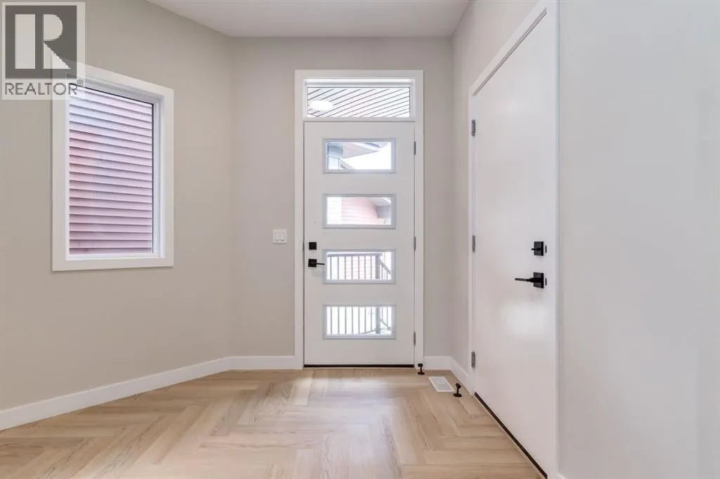 227 Sora Terrace SE