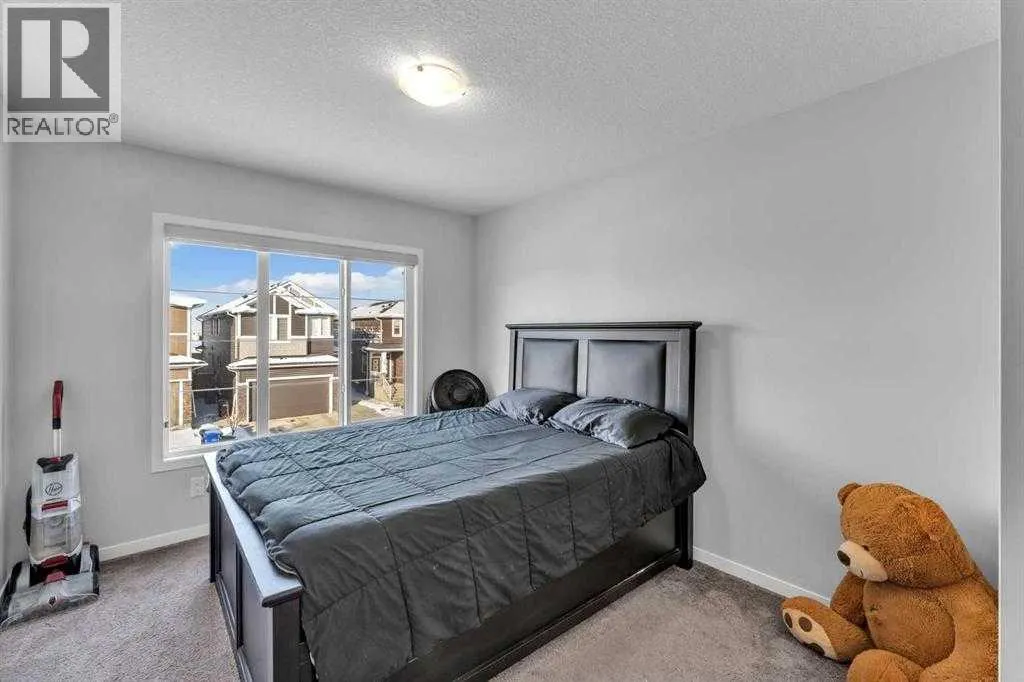 130 Red Sky Crescent NE