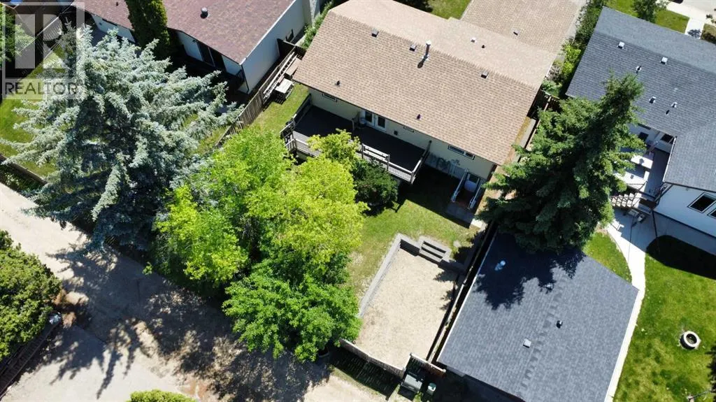 94 Martin Close