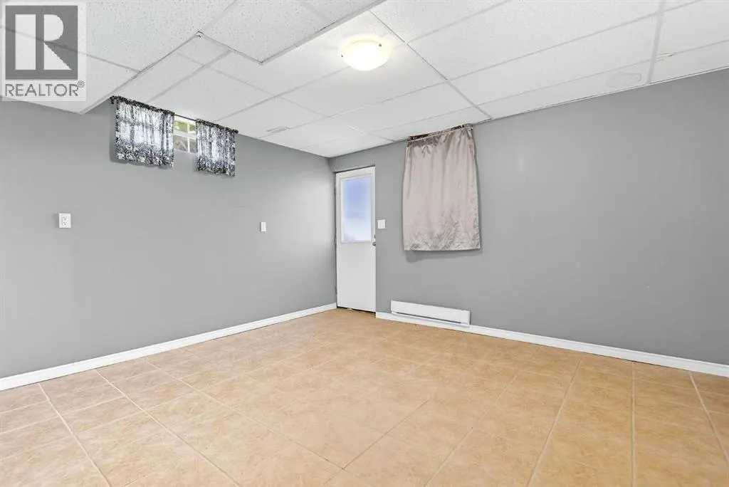 94 Martin Close