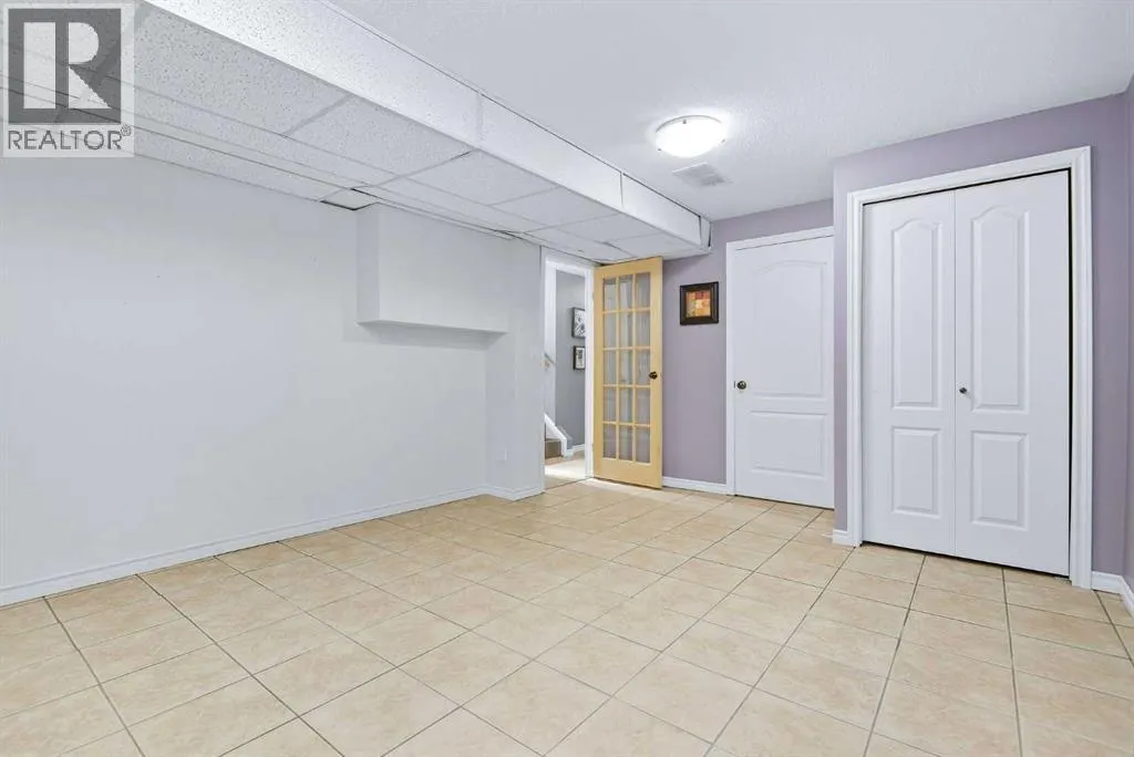 94 Martin Close