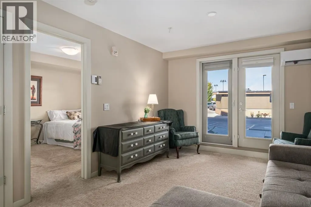 2101, 10 Market Boulevard SE