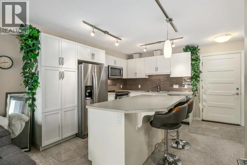 2101, 10 Market Boulevard SE