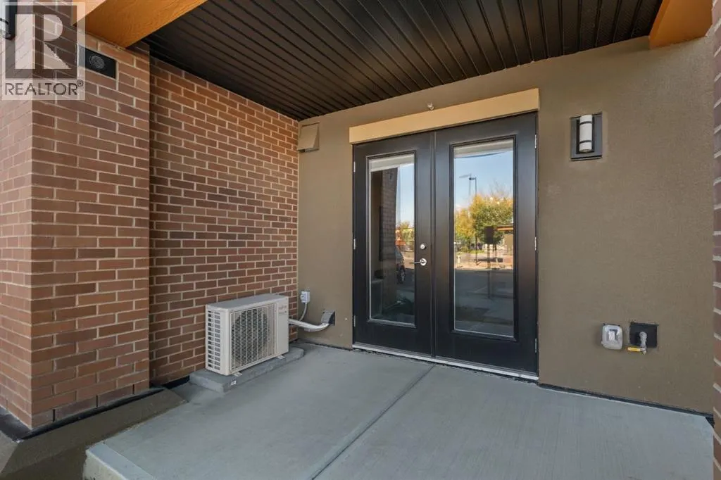 2101, 10 Market Boulevard SE