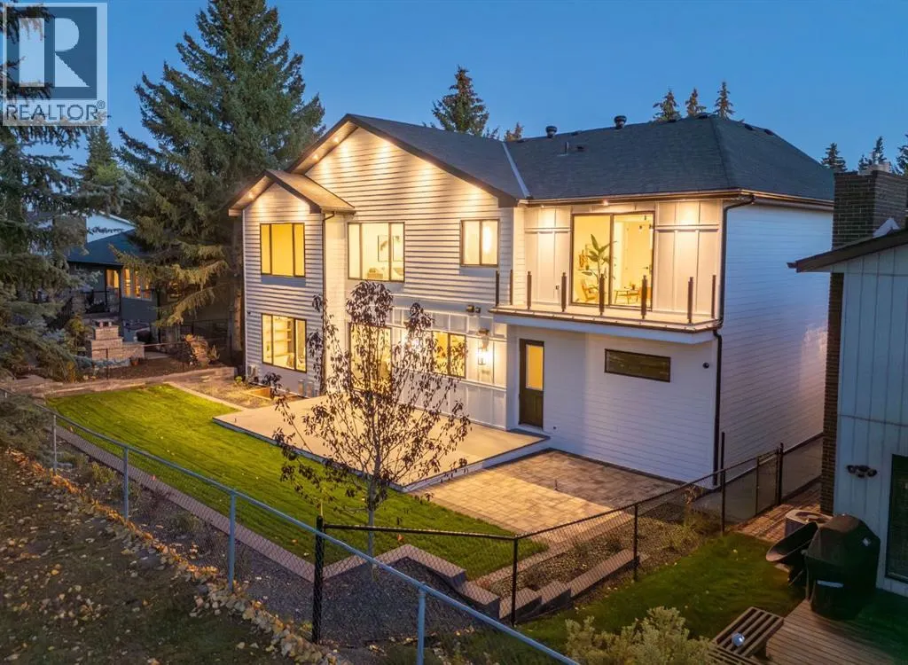 620 Varsity Estates Crescent NW